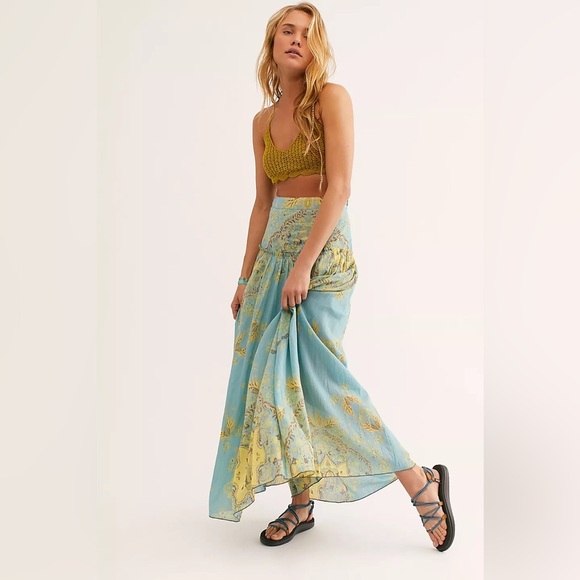 FREE PEOPLE - Farrah Drop Waist Skirt - Picture 1 of 1